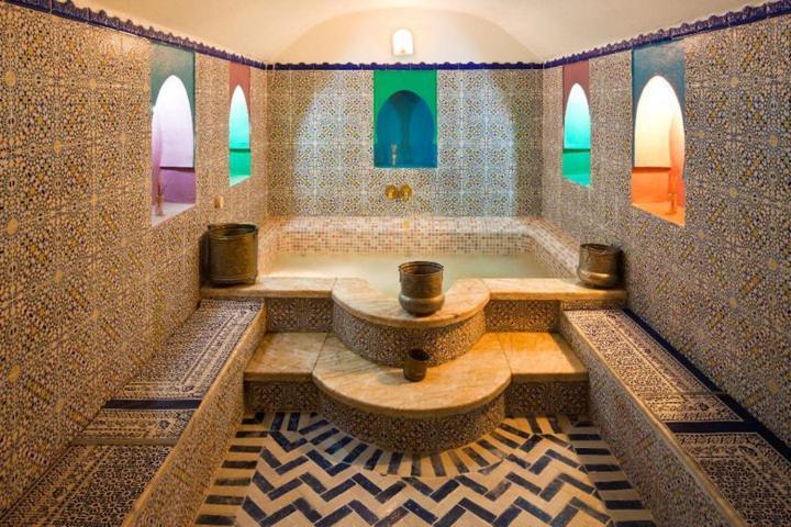 Nasser Palace Hotel & Bivouacs Hassilabied Екстериор снимка